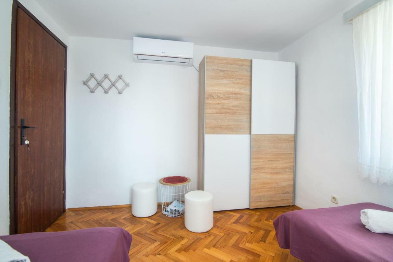 Villa House Lotties à Stari Grad  Extérieur photo